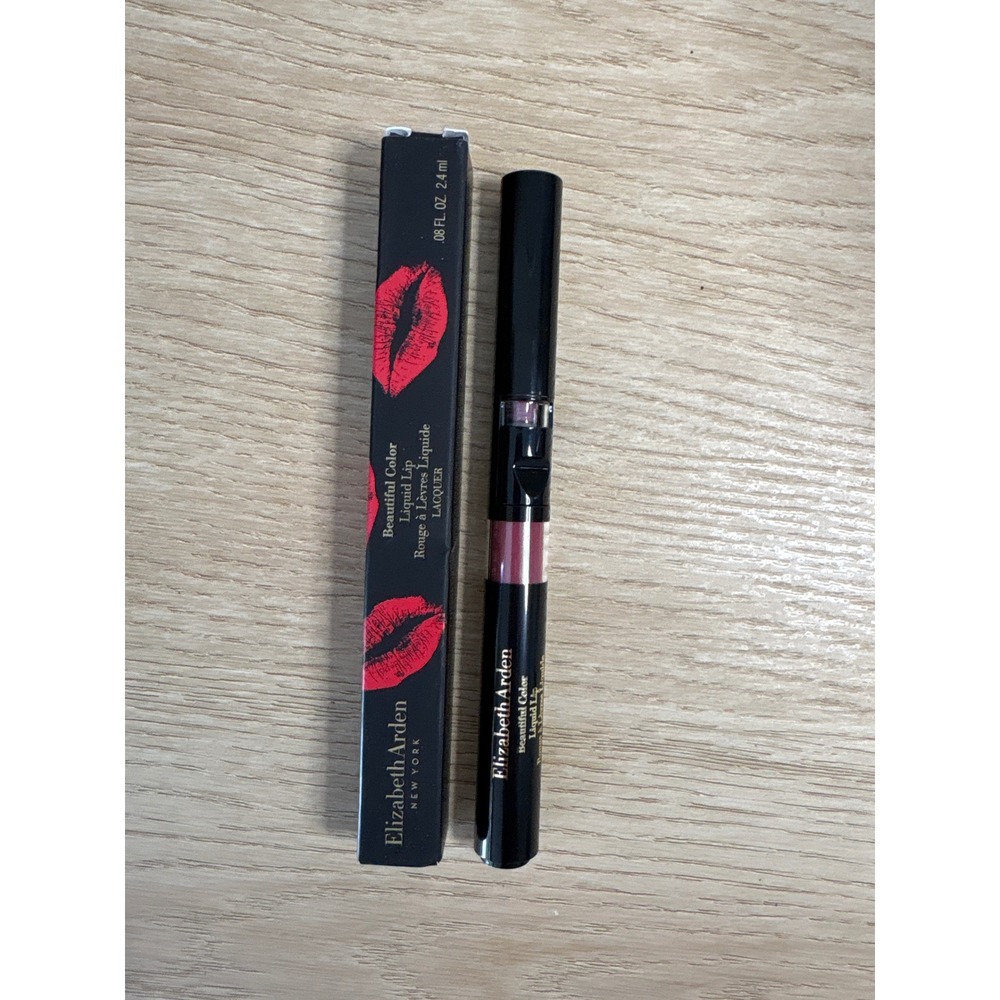 Elizabeth Arden Beautiful Color Liquid Lip Lacquer Casual 27L 0.08oz New In Box